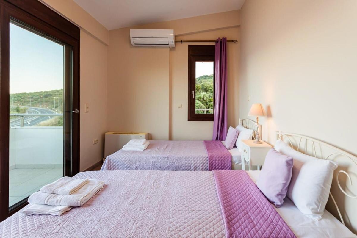 Villa Armonia - Beachfront Majestic Retreat Petalídhion Esterno foto